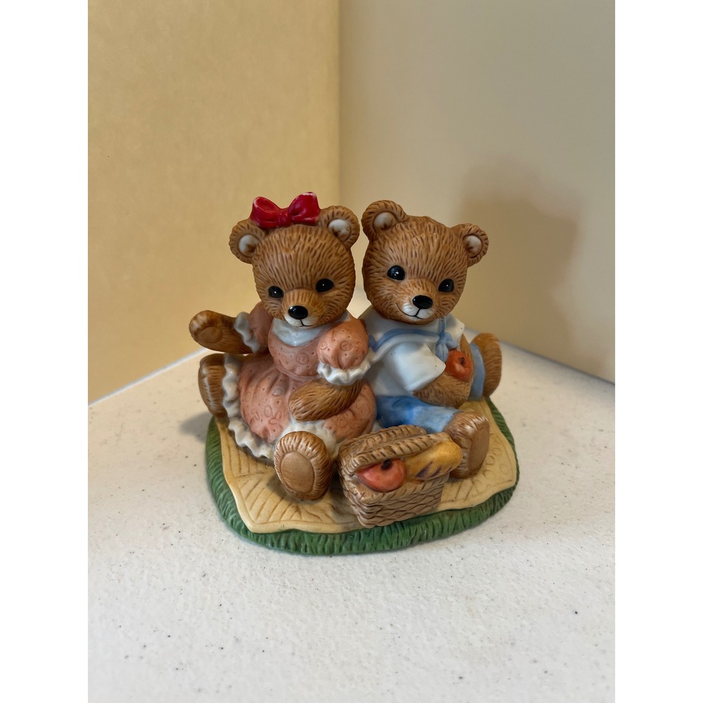 Home Interiors & Gifts Teddy Bear Picnic Figurine 1421 Porcelain Collectible